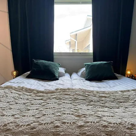 Zemppistay - Omakotitalo Palveluiden Aeaerellae *