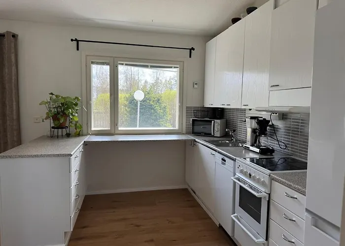 Zemppistay - Omakotitalo Palveluiden Aeaerellae * Kempele