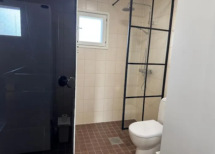 Zemppistay - Omakotitalo Palveluiden Aeaerellae Apartament *