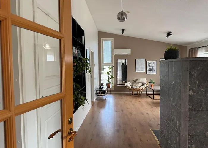 Zemppistay - Omakotitalo Palveluiden Aeaerellae * Kempele